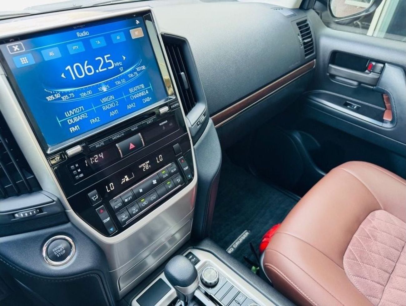 تويوتا لاند كروزر GXR 4.0L (271 HP) 4WD