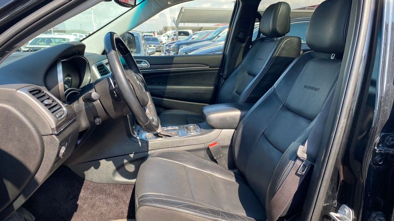 جيب جراند شيروكي ساميت