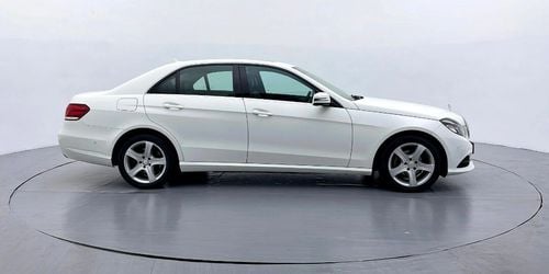 Mercedes-Benz E200 4-cylinder engine, producing 181 hp to 208 hp