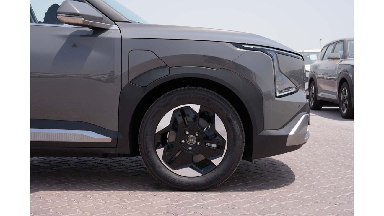كيا EV5 2023 KIA EV5 AIR 530 - رمادي من الداخل رمادي | للتصدير فقط