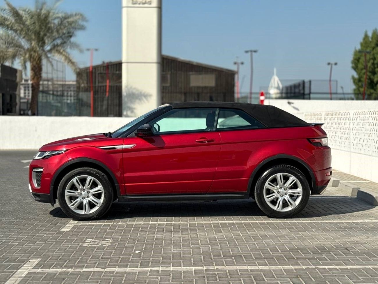 Land Rover Range Rover Evoque Dynamic 2.0L (3 Door)