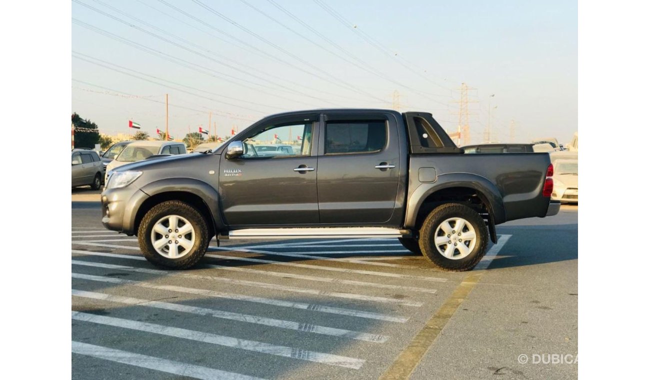 Toyota Hilux Toyota hilux diesel Engine model 2011 grey color for export