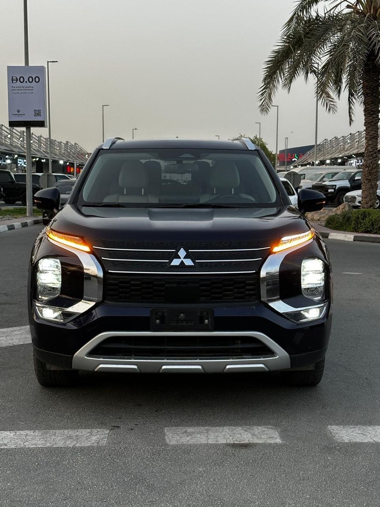 ميتسوبيشي آوتلاندر Premium Limited 2.5L