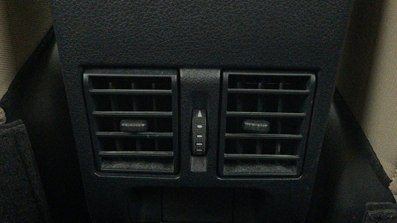 تويوتا يارس E 1.5 | بدون دفعة مقدمة | اختبار القيادة في المنزل