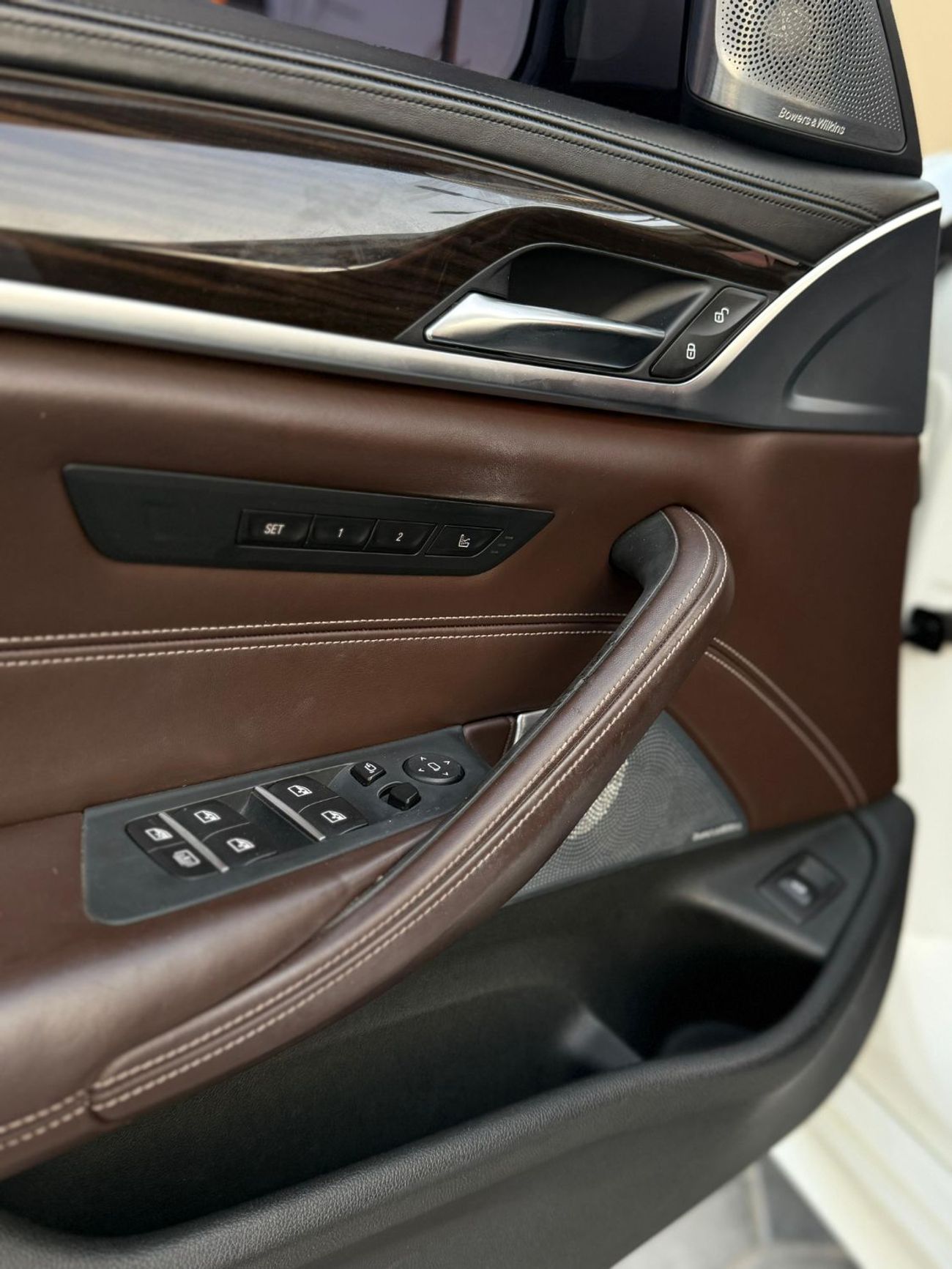 BMW 530i Luxury M Sport Package 2.0L