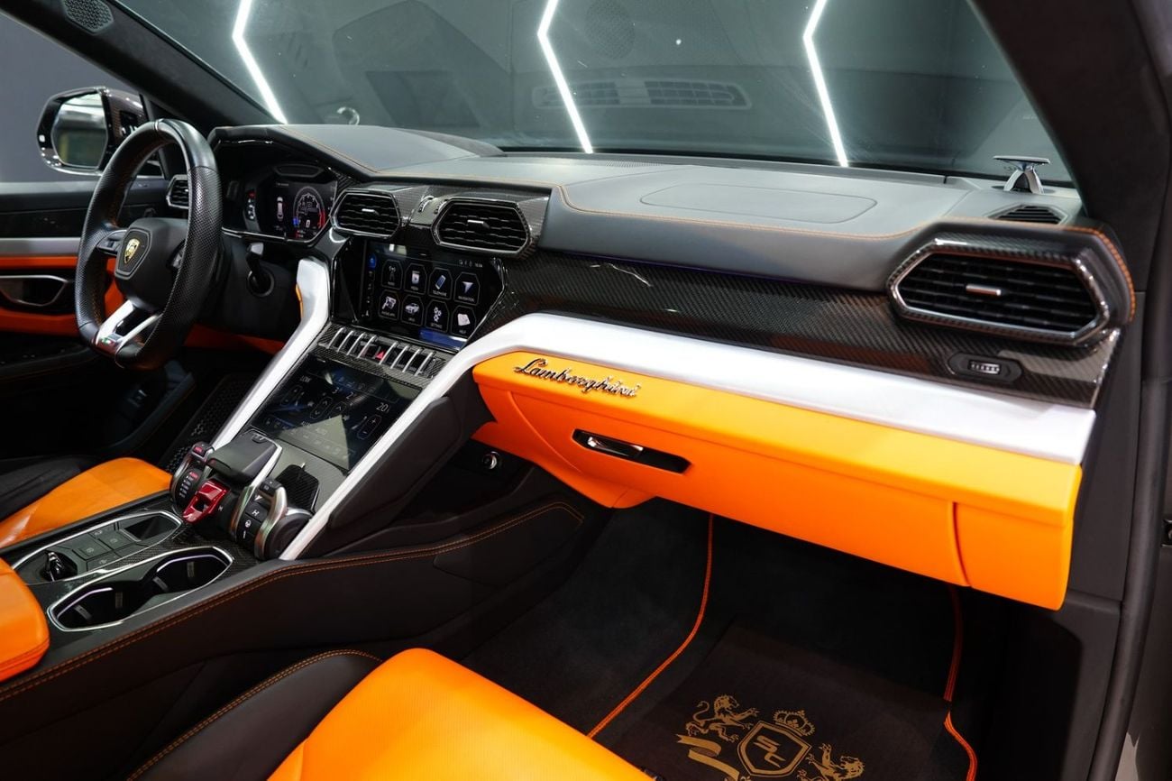 Lamborghini Urus STD Full Carbon Pack, Panoramic Roof, Individual Rear Seats, Dealer Warranty!!