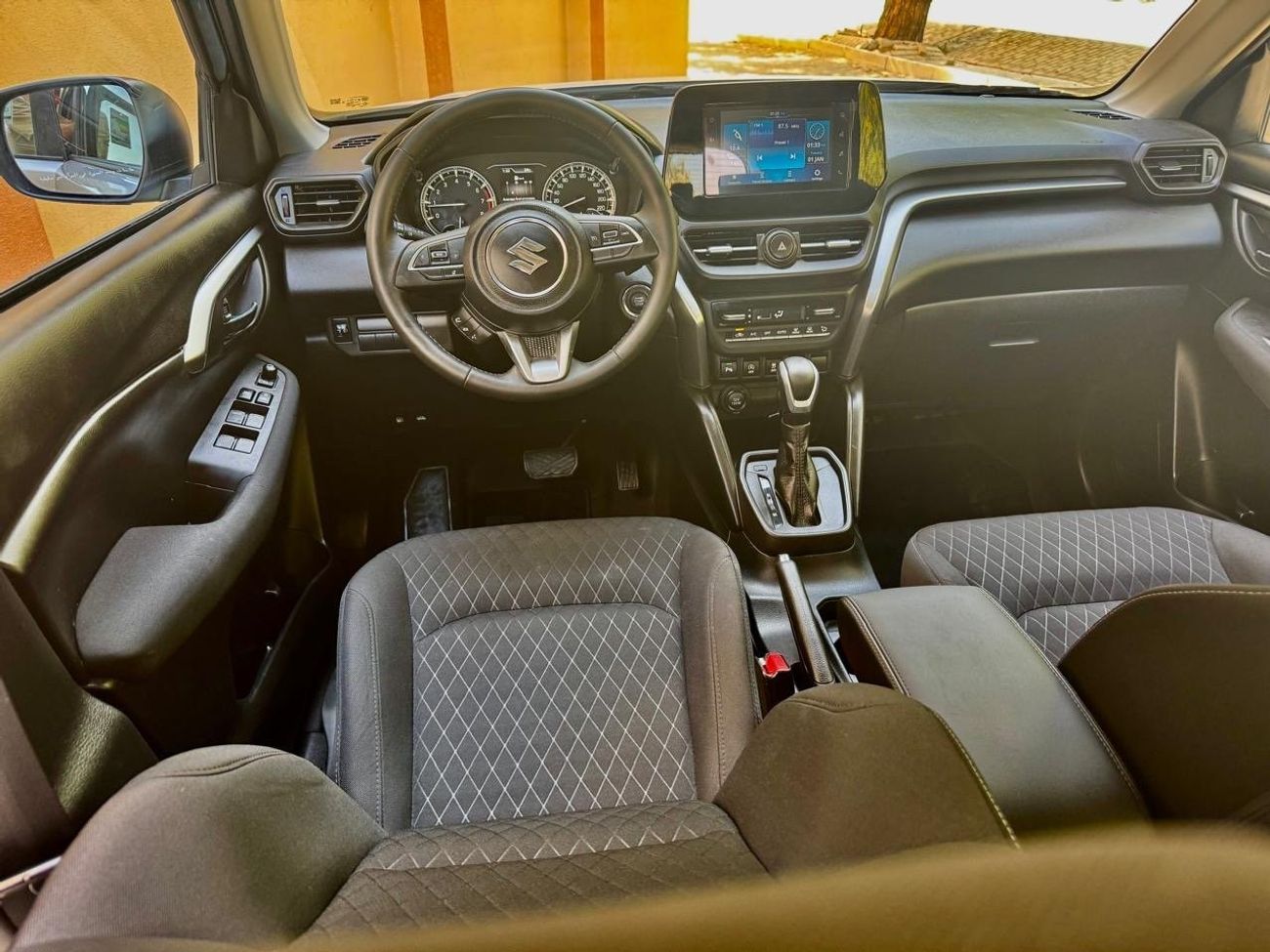 Suzuki Grand Vitara 2024 SUZUKI GRAND VITARA GCC Space GL1.5L HYBRID