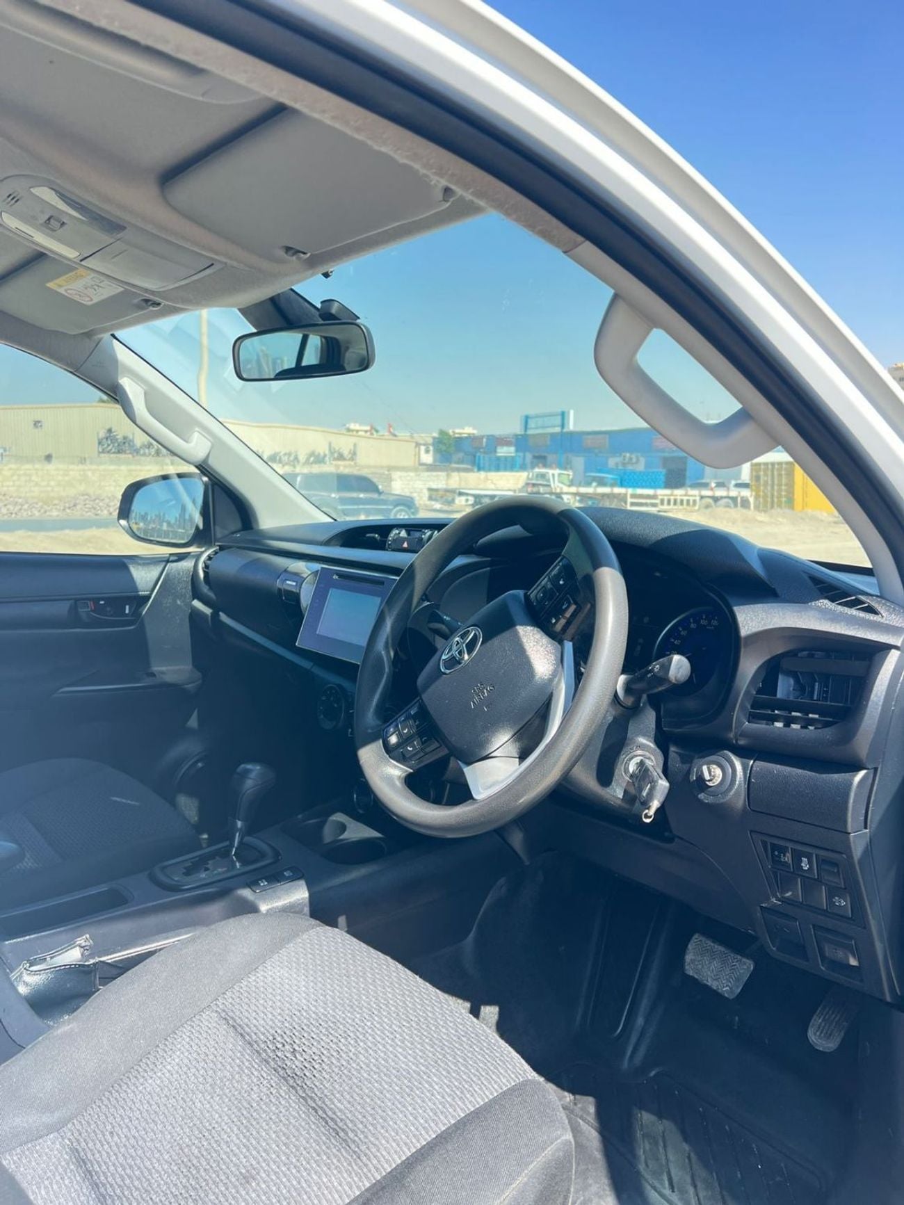 Toyota Hilux Diesel Engine ,2.4 liter ,Automatic Gear ,year Model 2019 ,Right Hand Drive ,Only For Export Fvailab