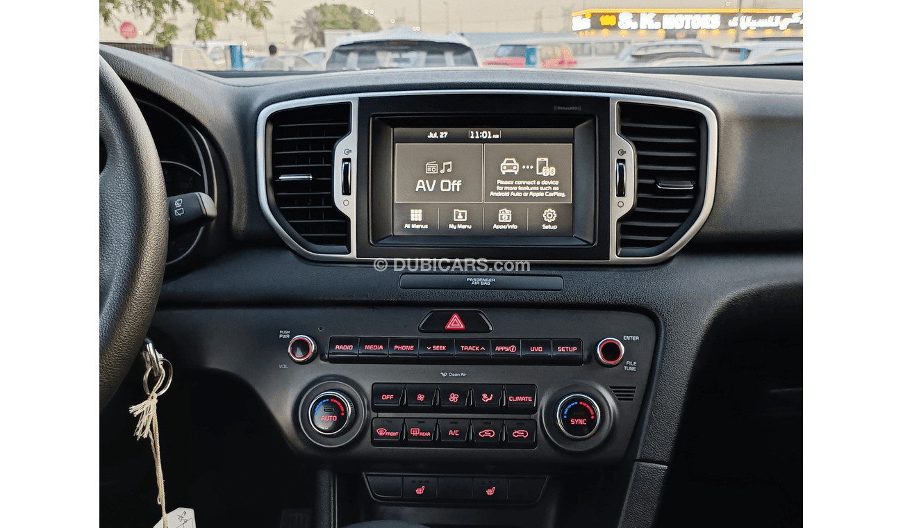 كيا سبورتيج LX AWD / V4 / 2.4L /1 YEAR WARANTY / INSURANCE- REGISTERATION (LOT # 605242)