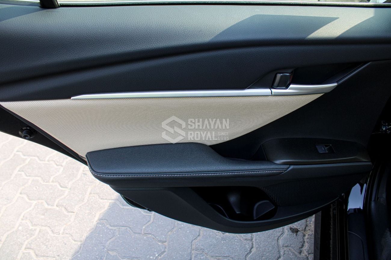 تويوتا كامري LE HEV LHD 2.5L HYBRID LE-G FWD AT 2025MY