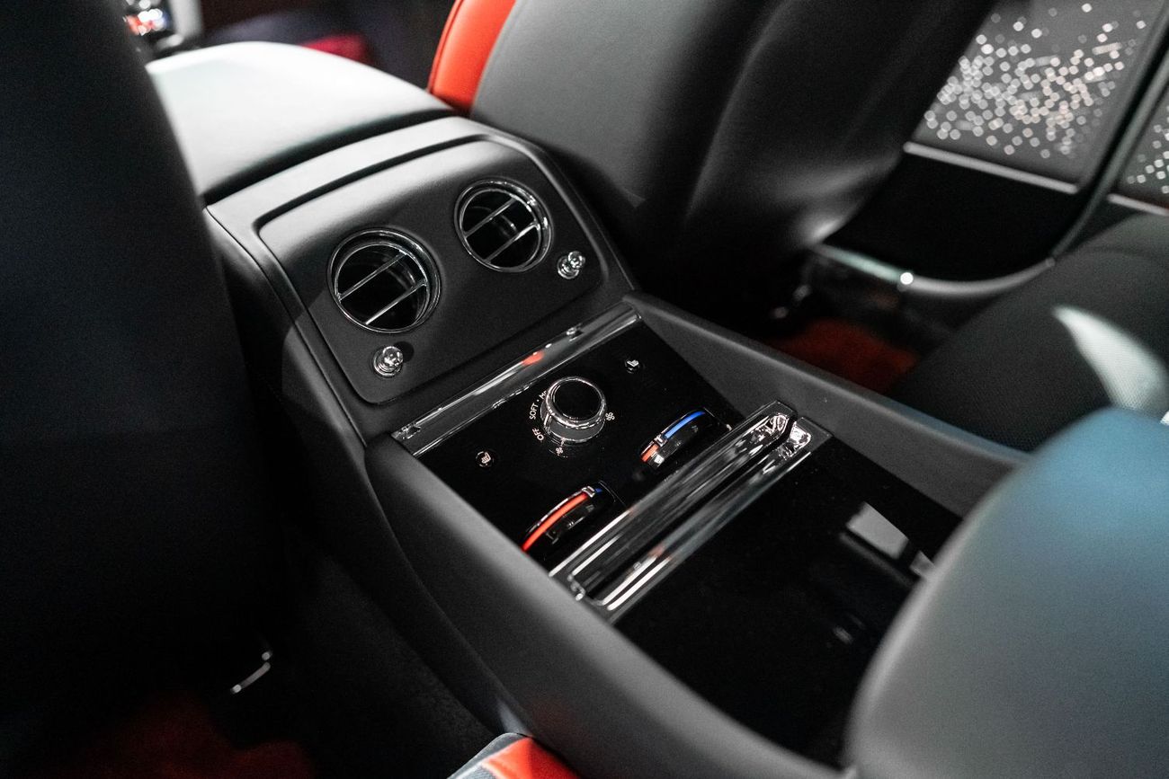 Rolls-Royce Spectre Coupe 2024 SPECTRE | 3 YEARS WARRANTY AND SERVICE | FULL STARLIGHT | GCC | FULL OPTIONS |