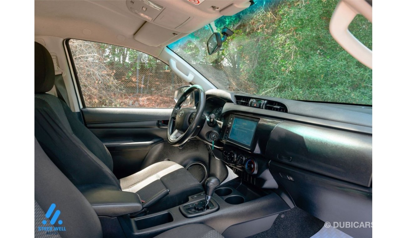 تويوتا هيلوكس GL Double Cab Pick Up 2.7L 4WD A/T - GCC - Like New Condition - Book Now