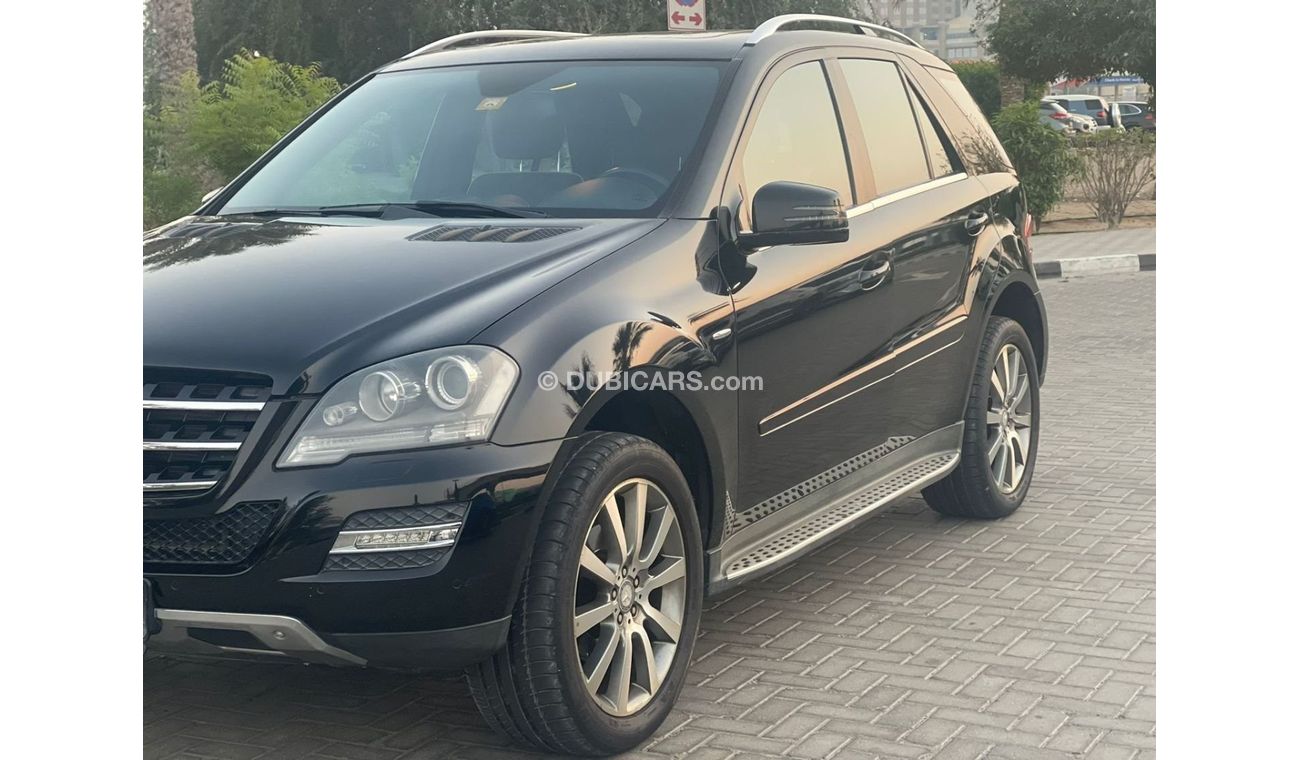 Mercedes-Benz ML 350 || Sunroof || Topend || GCC || Pristine Condition