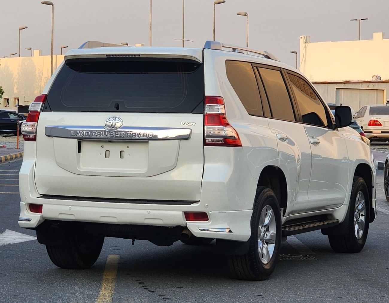 تويوتا برادو 2014 VXR LHD Petrol Engine Full Option Very clean condition