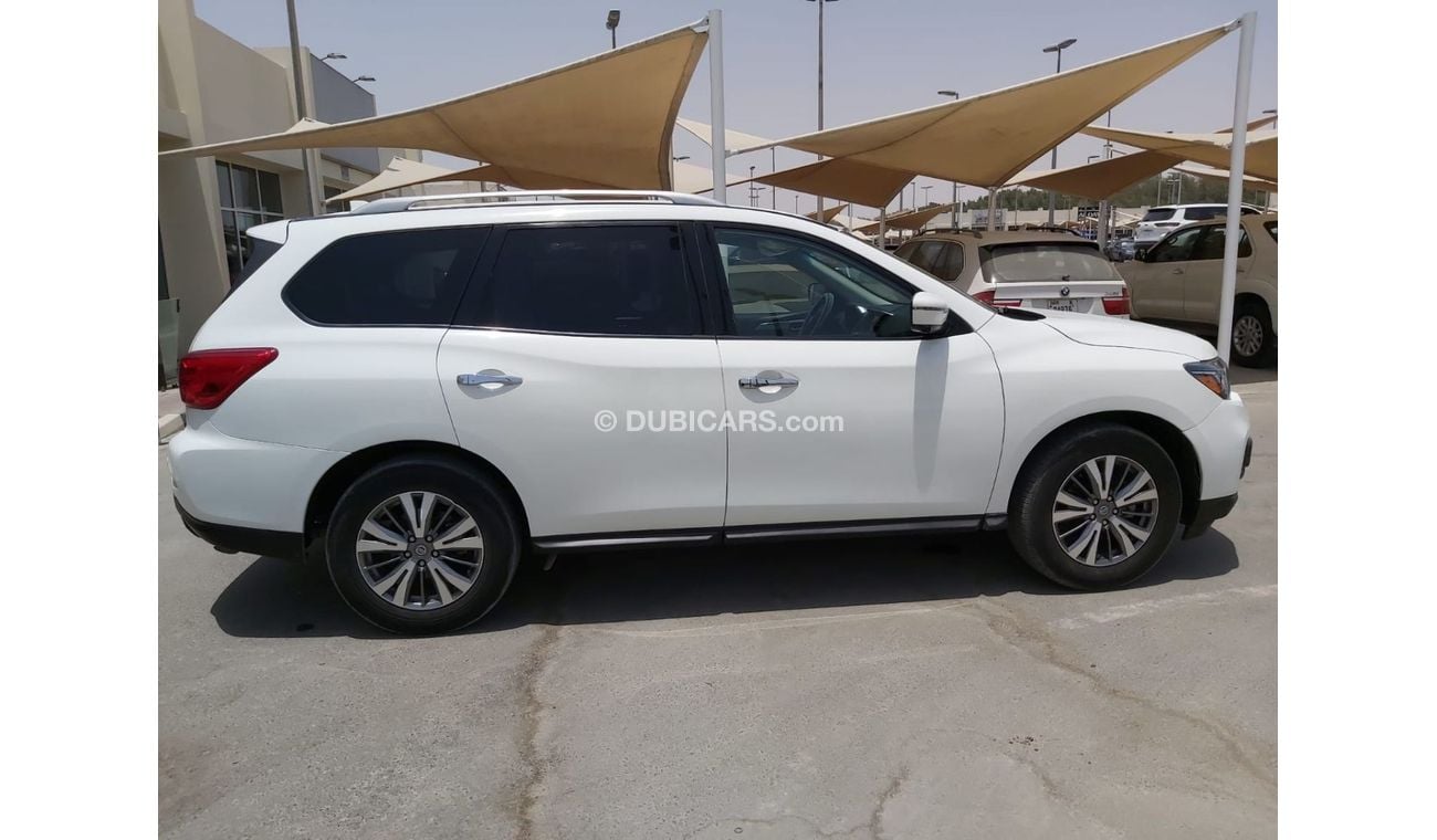 Nissan Pathfinder SL 2020 Nissan Pathfinder, SL, Pearl White Color