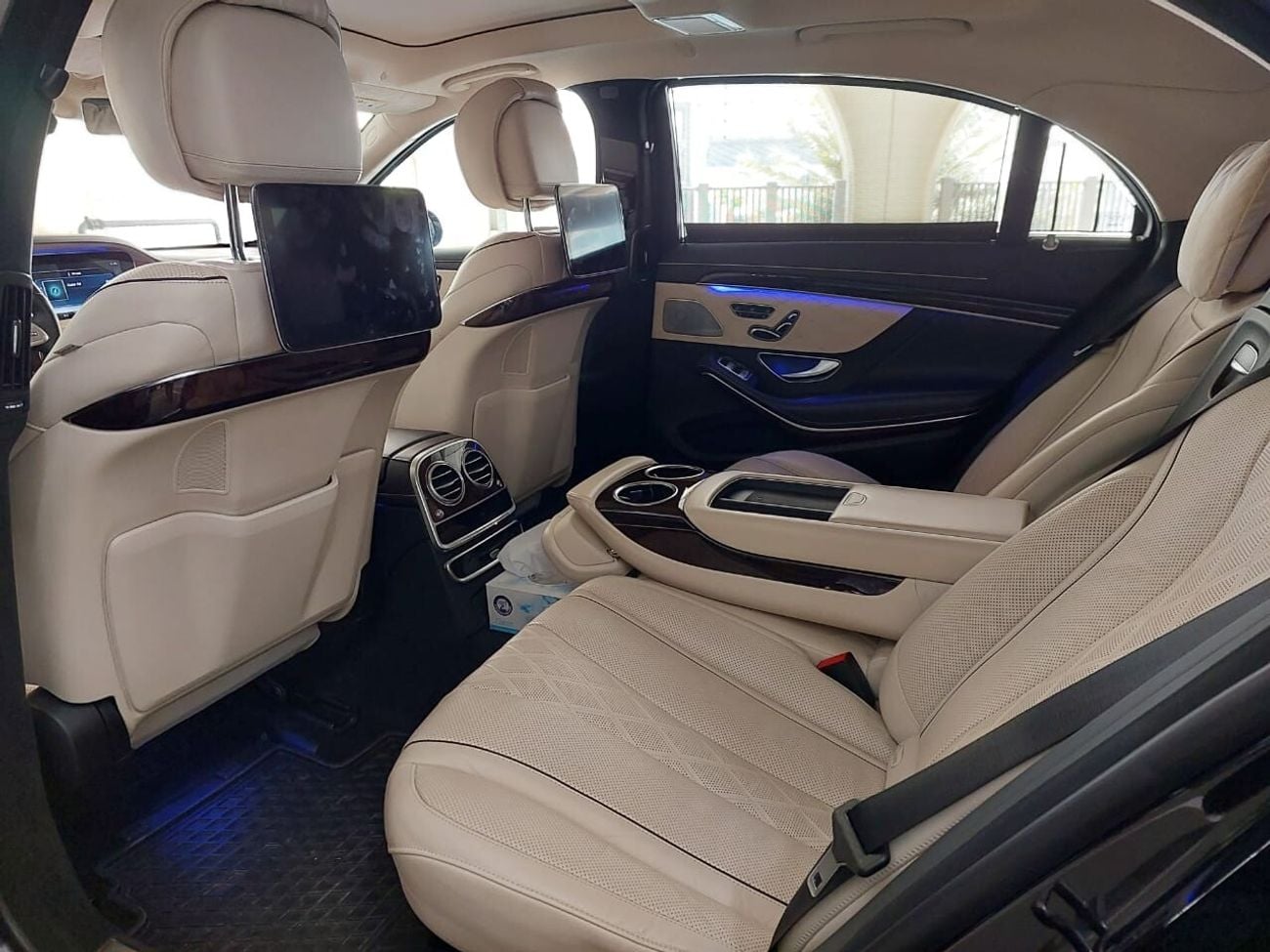 Mercedes Benz S560 STD