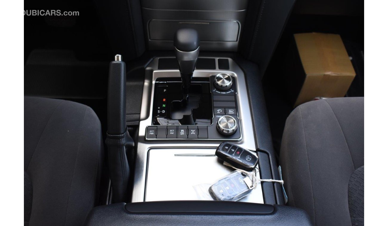Toyota Land Cruiser 200 VX V8 5.7L PETROL AUTOMATIC