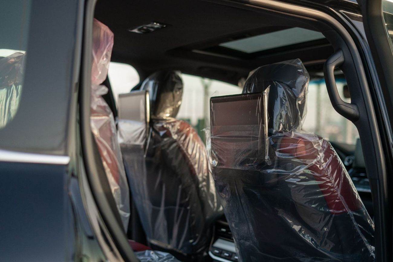 تويوتا لاند كروزر 3.3L DIESEL VXR FULL OPTION WITH RADAR