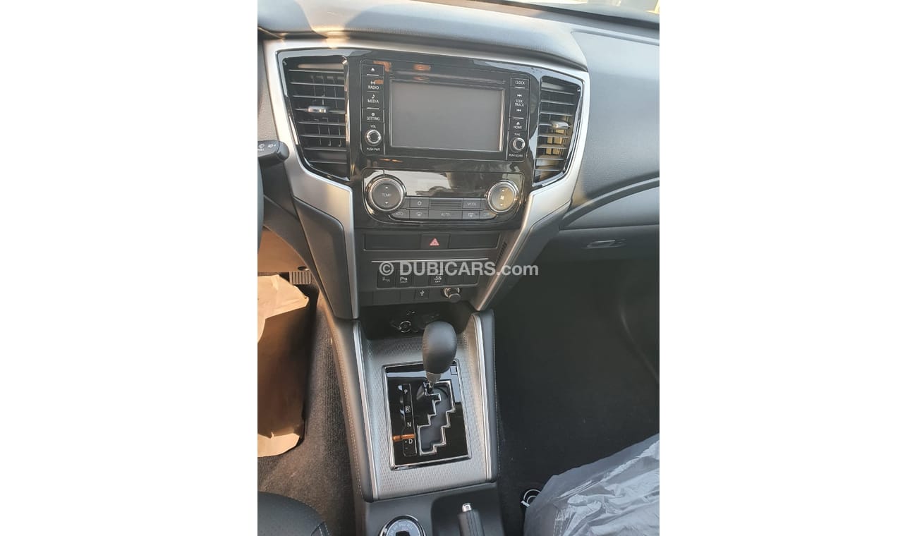 Mitsubishi L200 2.4L Diesel Sportero, WITH RADAR FULL OPTION (CODE MSP22)