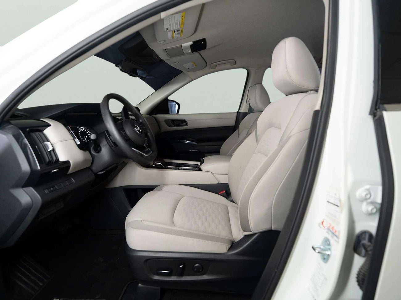 Nissan Pathfinder S 3.5