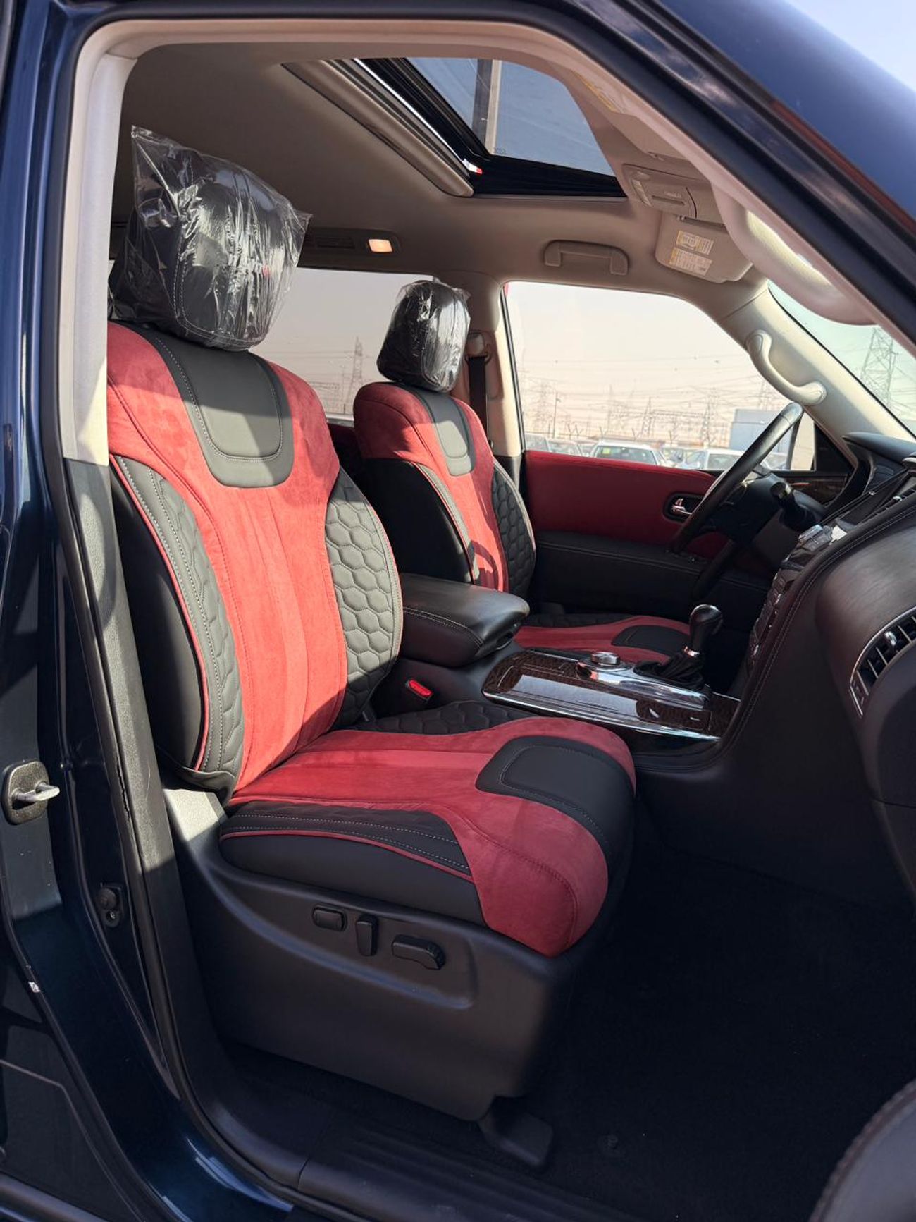 Nissan Armada SL 4WD Full option 360 camera, sunroof