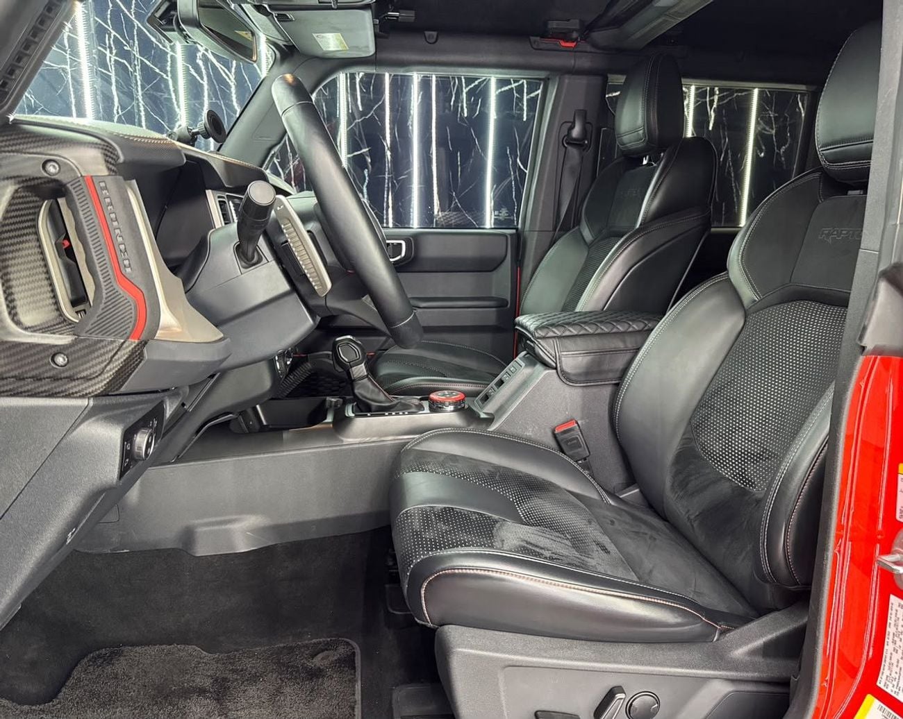 Ford Bronco RAPTOR Twin Turbo V6 | Low Mileage | GCC Original Paint | Advanced 4x4 | Excellent Condition
