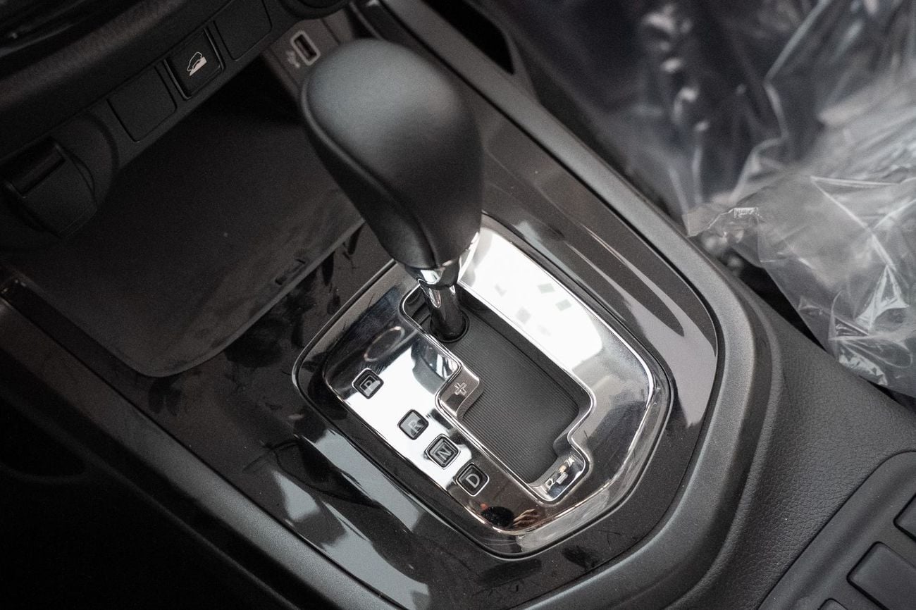 Nissan Navara PRO-4X Off-Road | 2.5L Diesel 4WD A/T (Only For Export)