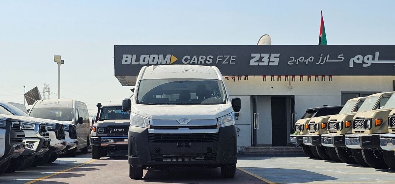 Toyota Hiace Toyota Hiace 2.8L DIESEL MANUAL13 SEATER PASSENGER HIGH ROOF