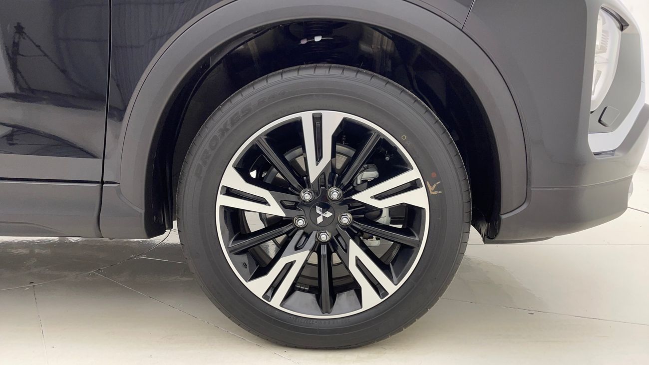 ميتسوبيشي إكلبس كروس GLS MIDLINE 1.5 | بدون دفعة مقدمة | اختبار القيادة في المنزل