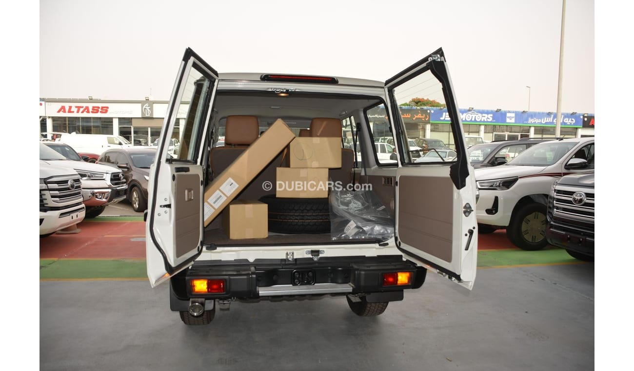 Toyota Land Cruiser 70 LC76 4.5 DIESEL 70th Anniversary Full Option Model 2022