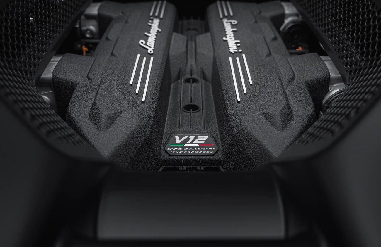 Lamborghini Revuelto 6.5L V-12 Naturally Aspirated Engine + eMotor | Warranty
