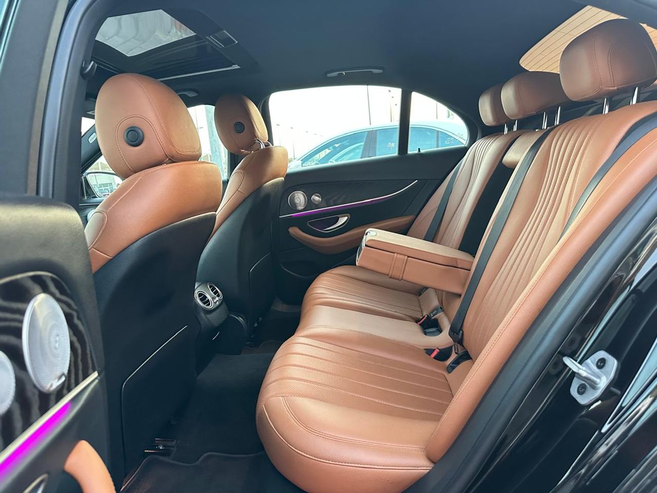 Mercedes-Benz E 350 Mercedes E350 _American_2021_Excellent Condition _Full option