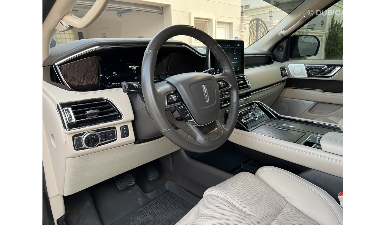 Lincoln Navigator Reserve