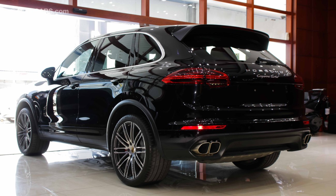 Porsche Cayenne Turbo EURO SPEC / 2017