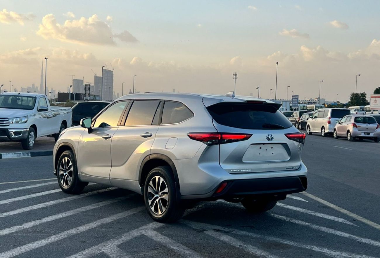 Toyota Highlander GLE HEV 2023 Toyota Highlander Hybrid Full Option - 2.5L V4 - AWD 4x4 - Rear Camera - Sunroof - Leather s