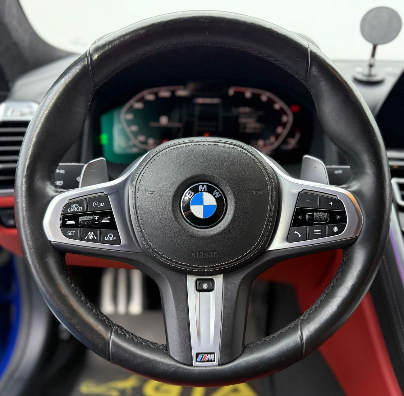 بي أم دبليو M850i 2019 BMW M850i xDrive Individual Carbon Core, 1 Year Warranty, FSH, GCC