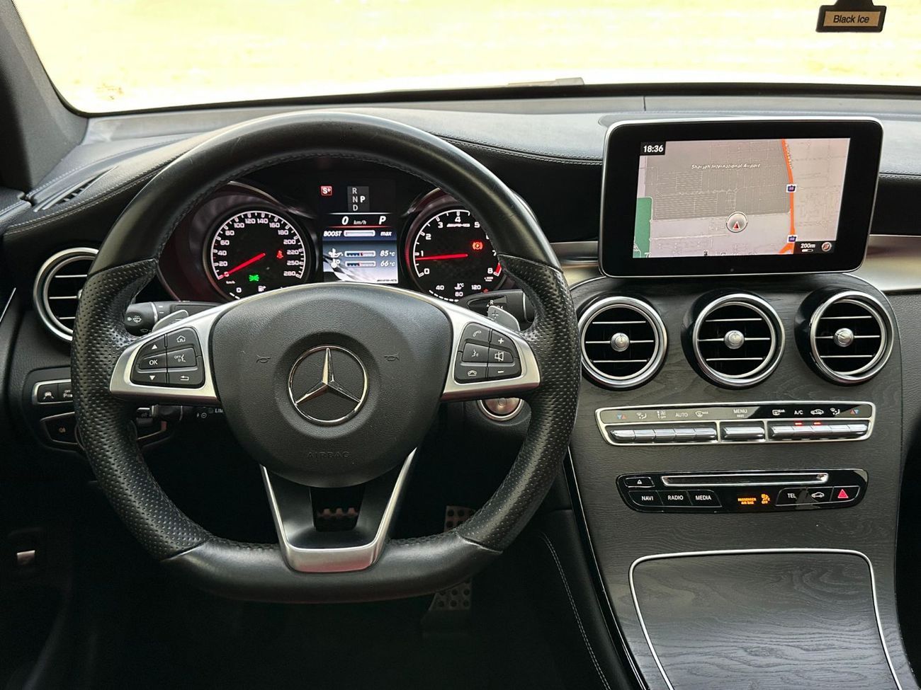 Mercedes-Benz GLC 43 AMG 4MATIC 3.0L (362 HP) MERCEDES GLC-43 2018 GCC ORGINAL PAINT // ACCIDENT FREE // PERFECT CONDITION