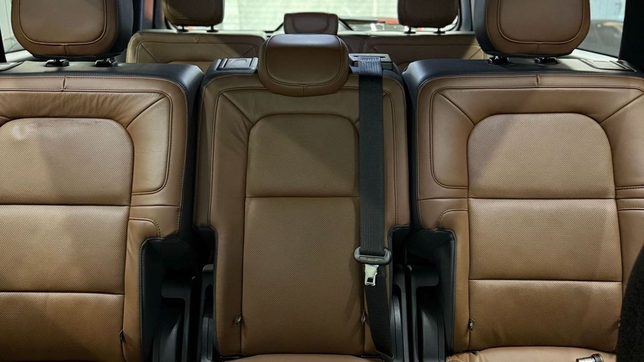 Lincoln Navigator Std 3.5L | GCC Specs | Warranty & Service Contract Until 2029 | Only 5,000 KM