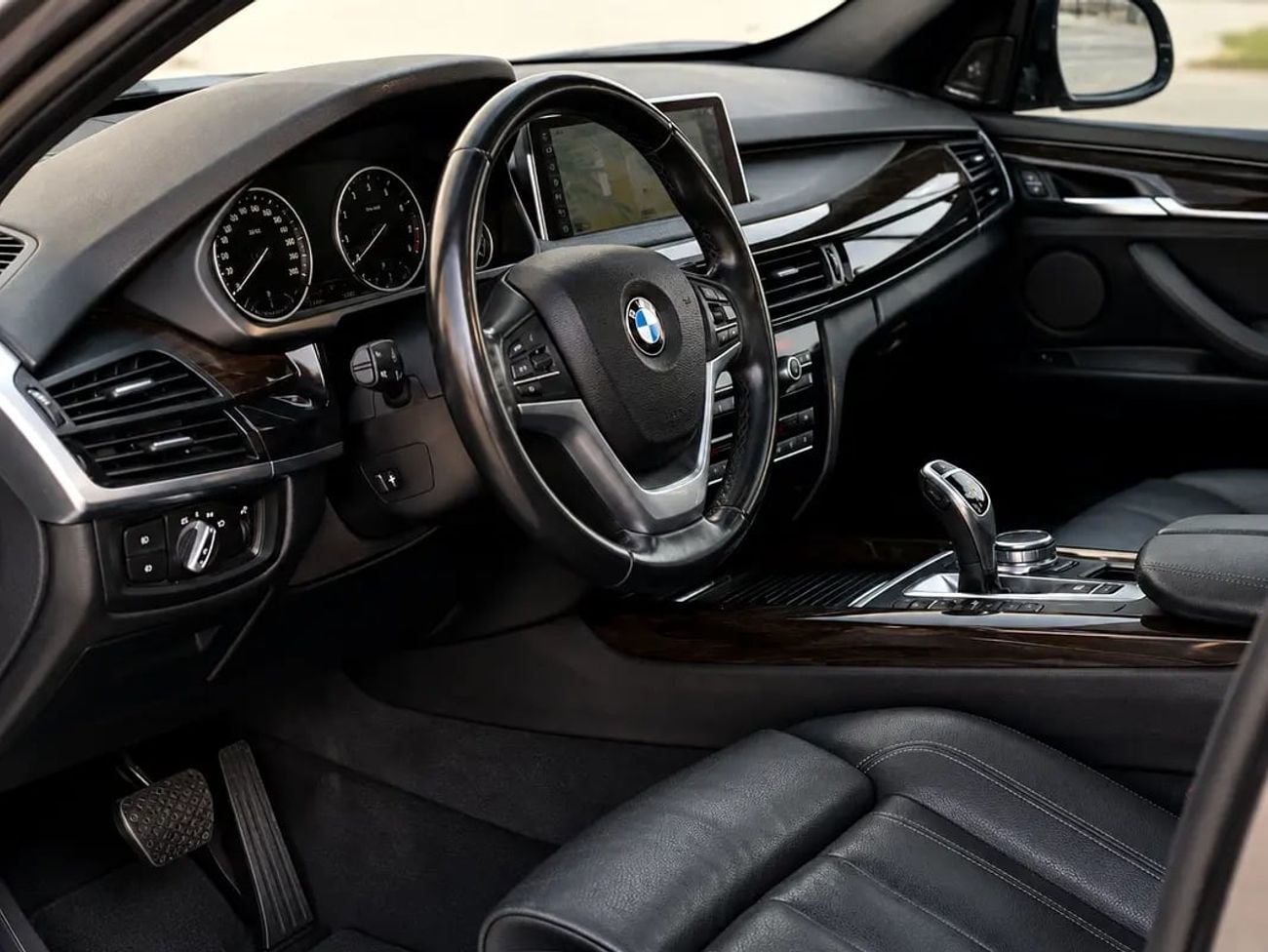 بي أم دبليو X5 1,338 P.M | xDrive35i Exclusive | GCC Specs | 3.0L V6