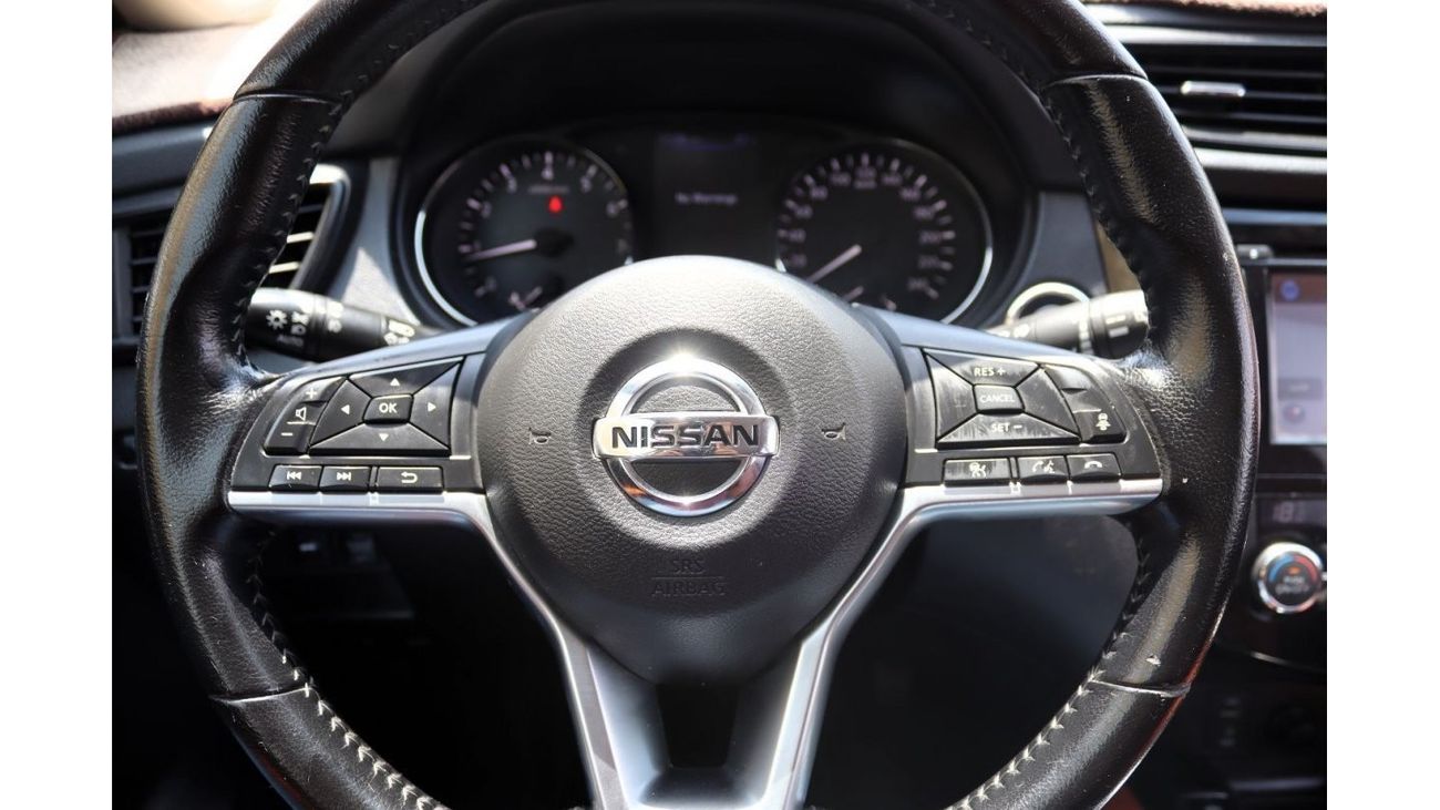 Nissan XTrail SV ACCIDENTS FREE - GCC - FULL OPTION - 7 STR - ORIGINAL PAINT - PERFECT CONDITION INSIDE OUT