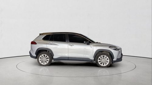تويوتا كورولا كروس 1.8 HYBRID GLI AUTO | شامل الضمان | 0 ﺪﻔﻋﺓ ﺃﻮﻟﻯ