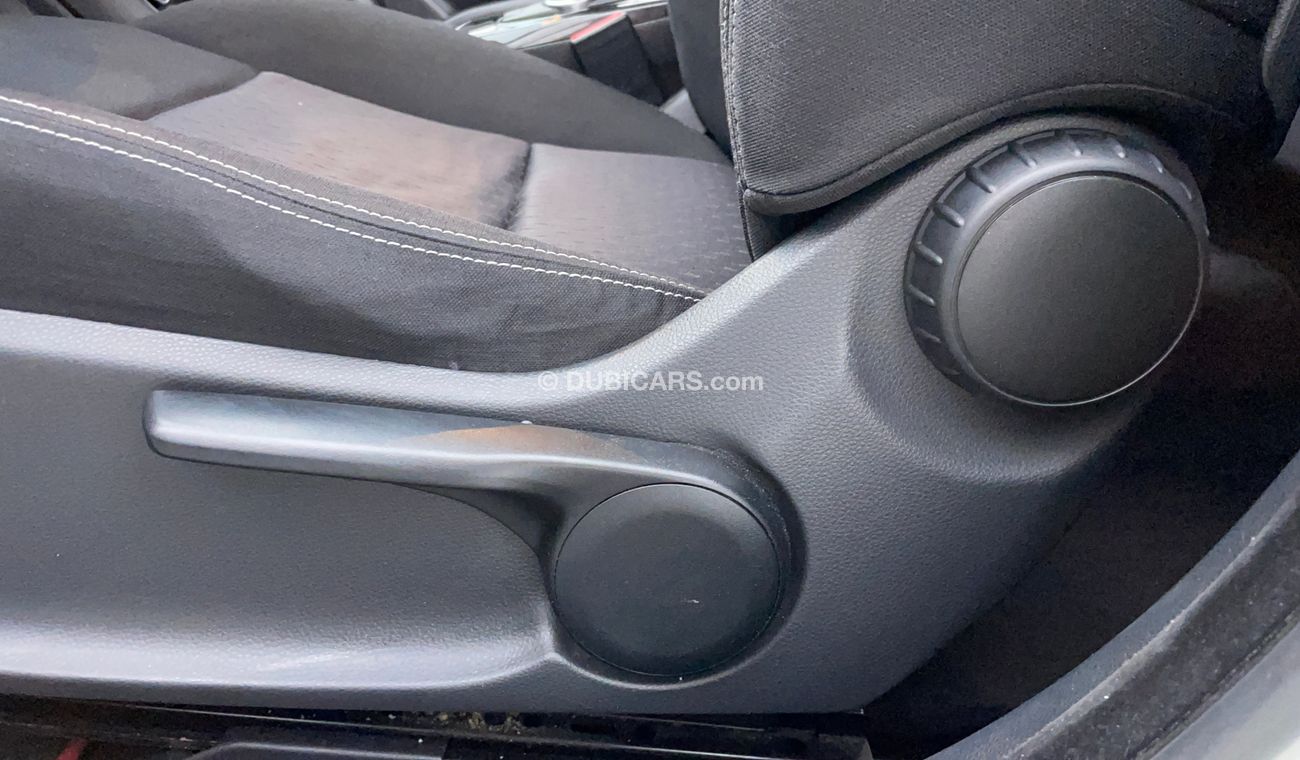 Infiniti Q30 Luxe 1600