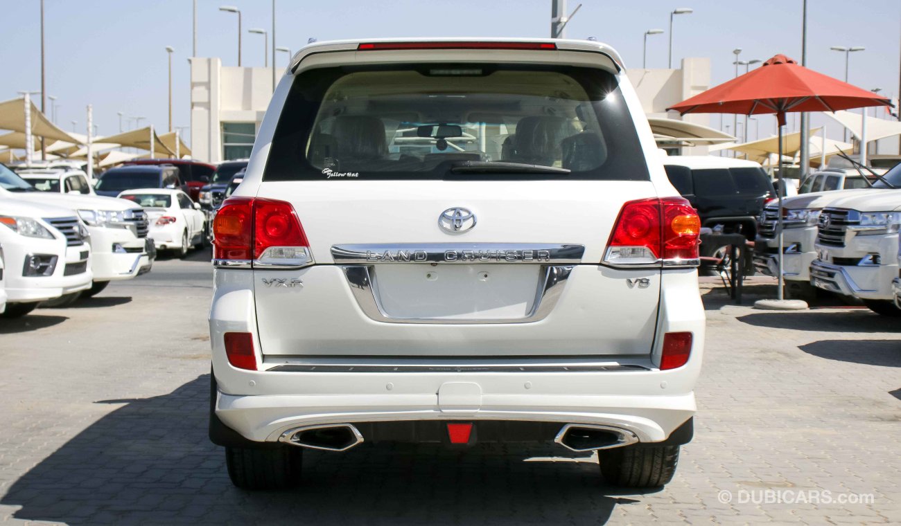 Toyota Land Cruiser VXR V8