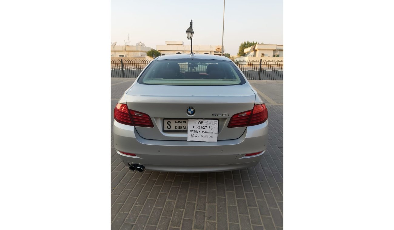 BMW 520i