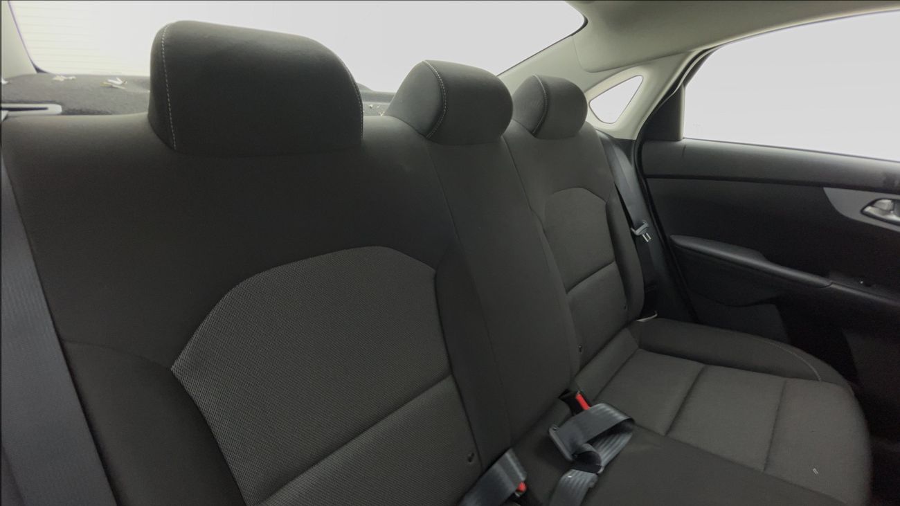 كيا سيراتو LX 1.6 | بدون دفعة مقدمة | اختبار القيادة في المنزل