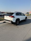 Toyota RAV4 XLE 2.5L