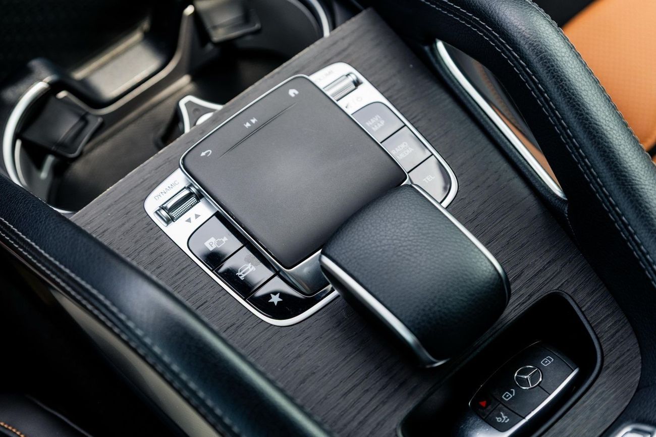 Mercedes-Benz GLE 450 3years warranty, 2 years free service, free registration, contact number 0507273386