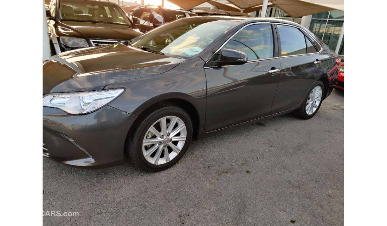 Toyota Camry 2017 model Se plus full options under warrantee low mileage gulf specs