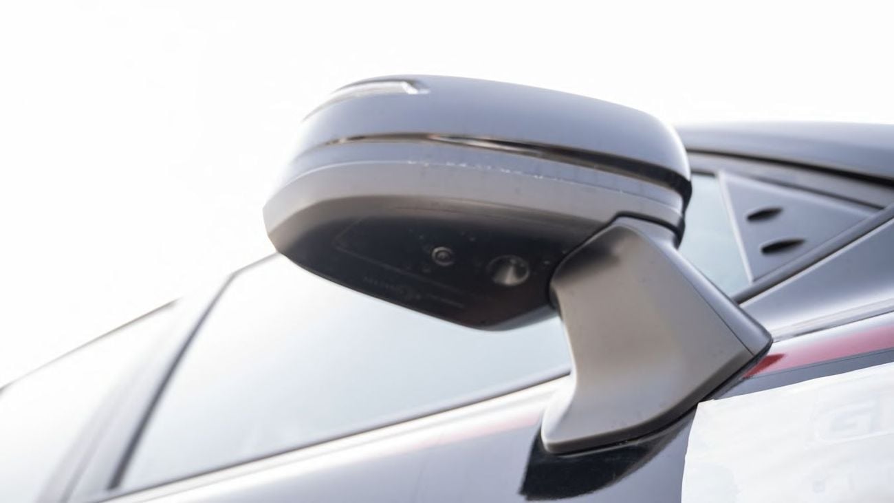 Toyota Land Cruiser Toyota LC 3.5 GRS HI HEV(ATTI BLACK INSIDE GRS BLACK & DK.RED)25YM