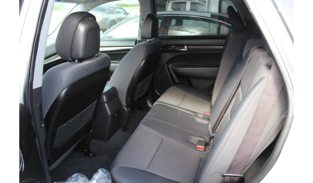 Kia Sorento car seven seats